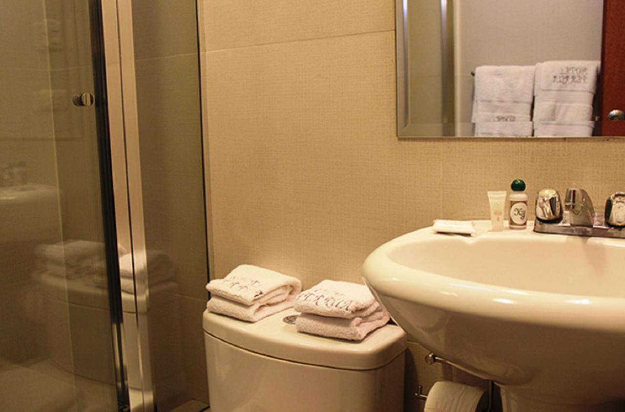 Hotel Ferrua リマ エクステリア 写真